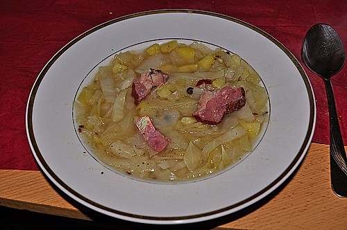 Weißkohleintopf mit Kasseler (Rezept mit Bild) von lucy2208 | Chefkoch.de