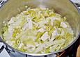 H&uuml;hnersuppe mit Nudeln und Gem&uuml;se