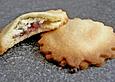 M&uuml;rbeteigpl&auml;tzchen mit Beeren - Mandelf&uuml;llung