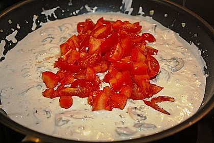 Champignon - K&auml;se - Sauce auf Spaghetti 2