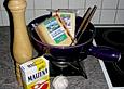 K&auml;sefondue mit dreierlei K&auml;se