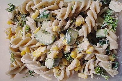 Penne - Salat mit Schafk&auml;se