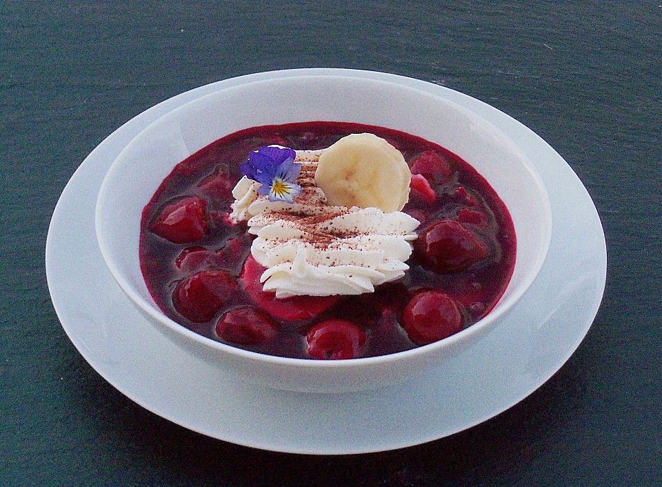 Kirschgrütze mit Bananenscheiben (Rezept mit Bild) | Chefkoch.de
