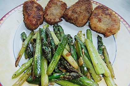 Gr&uuml;ner gebratener Spargel 7