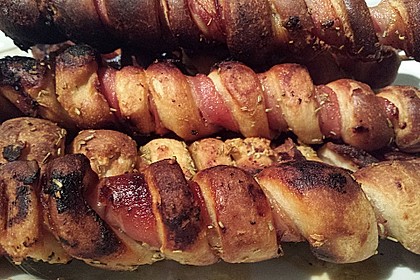 Gegrillte Teigspieße mit Bacon und Knoblauch 25