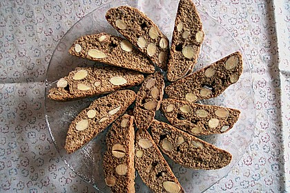 Dinkelcantuccini