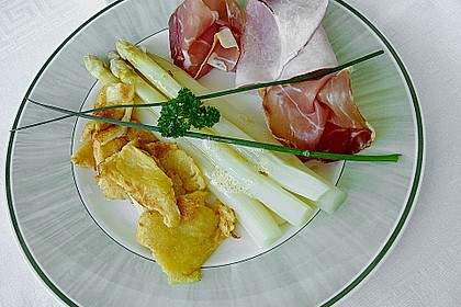 Badische Kratzede mit m&uuml;nsterlander Spargel und westf&auml;lischem Schinken