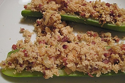 Zucchini mit Schinken - Couscous - F&uuml;llung