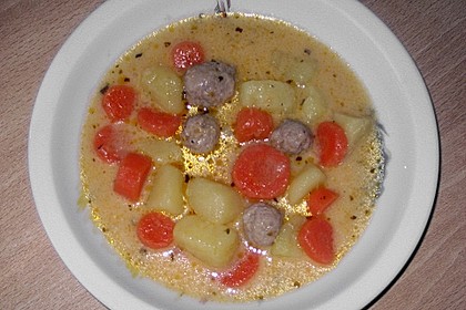 M&ouml;hreneintopf mit Kartoffeln und Bratwurstkl&ouml;&szlig;chen &agrave; la Briel 2