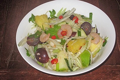 Yam Ponlamai - Thai sauerscharfer Obstsalat 2