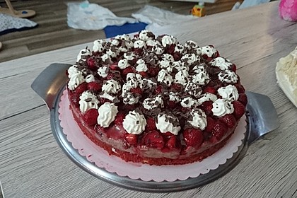 Erdbeerkuchen mit Vanillecreme 12