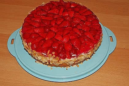 Erdbeerkuchen mit Vanillecreme 26