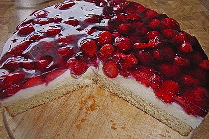 Erdbeerkuchen mit Vanillecreme 40
