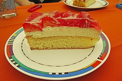 Erdbeerkuchen mit Vanillecreme 95