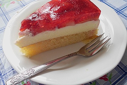 Erdbeerkuchen mit Vanillecreme 80