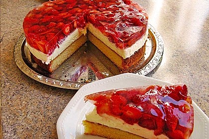 Erdbeerkuchen mit Vanillecreme 20