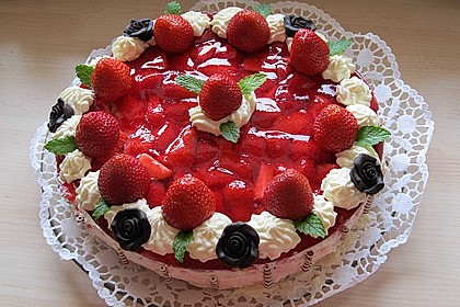 Erdbeerkuchen mit Vanillecreme 5