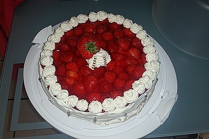 Erdbeerkuchen mit Vanillecreme 27