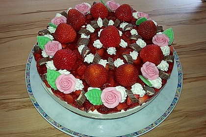 Erdbeerkuchen mit Vanillecreme 16
