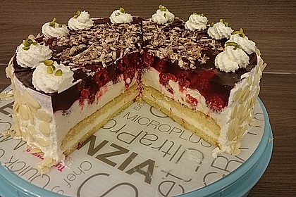Erdbeerkuchen mit Vanillecreme 9
