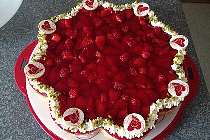 Erdbeerkuchen mit Vanillecreme 3
