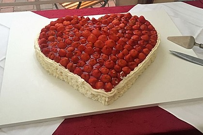Erdbeerkuchen mit Vanillecreme 17