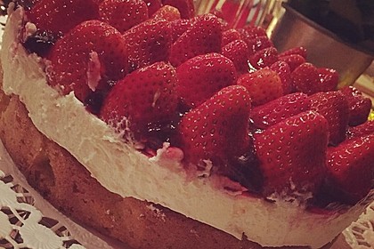 Erdbeerkuchen mit Vanillecreme 30
