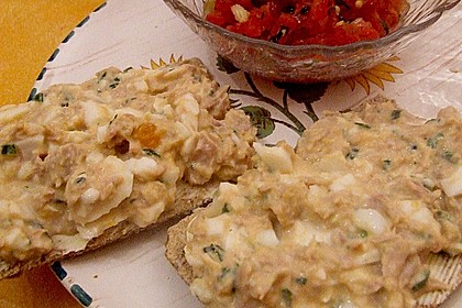 Eiaufstrich mit Thunfisch 4