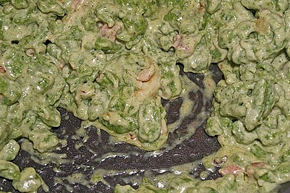 Spinat - Spatzen mit Schinken - Rahm - Sauce 2