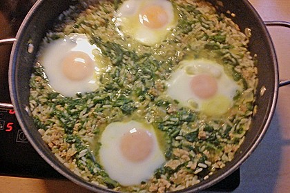 Eier im Grünen 6
