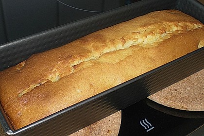 Saftiger Vanille - Apfel - R&uuml;hrkuchen 1