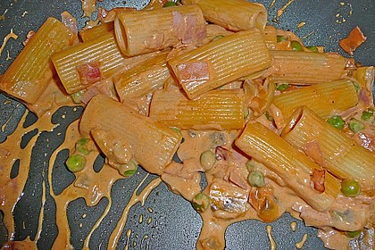 Tortellini &agrave; la Familie in Schinken - Sahne - So&szlig;e 4