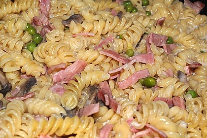Tortellini &agrave; la Familie in Schinken - Sahne - So&szlig;e 13