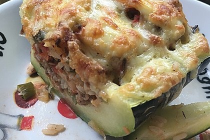 Zucchini mit Hackfleisch - Reis - Füllung 19