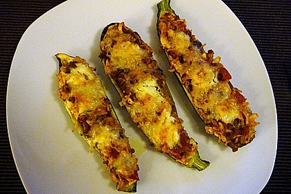 Zucchini mit Hackfleisch - Reis - Füllung 13