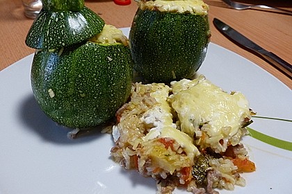 Zucchini mit Hackfleisch - Reis - Füllung 11