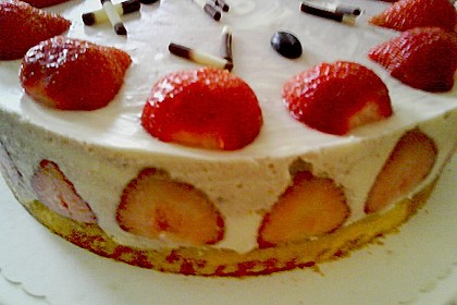 Erdbeertorte mit Quarkcreme 12