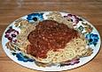 Spaghetti  mit schwarzen Oliven und Kapern
