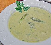 Gr&uuml;ne Spargelsuppe (Bild)