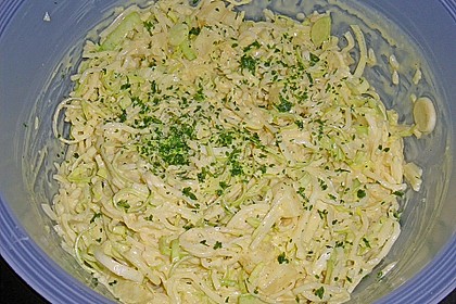 Lauch - Sellerie - Ananas - Salat