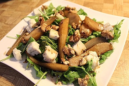 Rucolasalat mit Birne und Gorgonzola 3