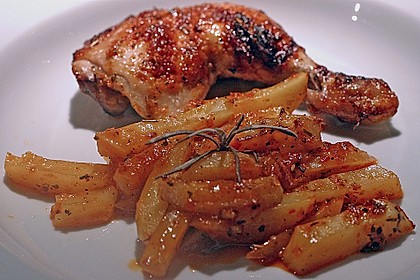 Feurige H&auml;hnchenschenkel - Kartoffelpfanne 6