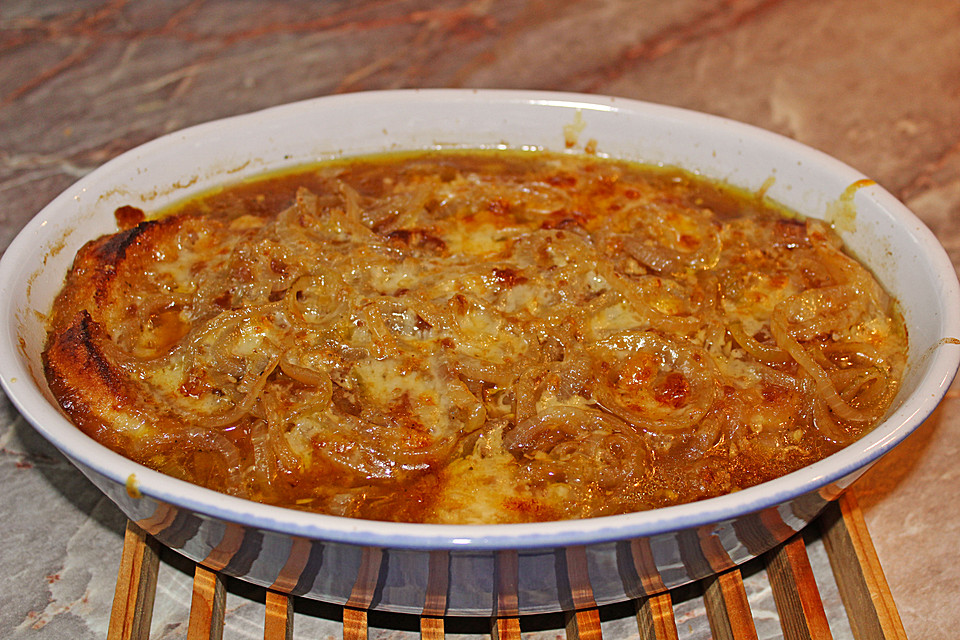 Zwiebelsuppe, französische Art (Rezept mit Bild) | Chefkoch.de