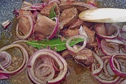 Putenleber in Lorbeer/Weinsauce 2