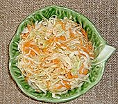 Krautsalat mit Karotten (Bild)