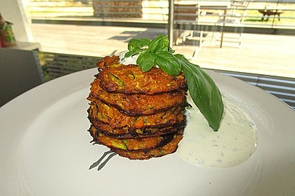 Möhren - Zucchini - Bratlinge 2