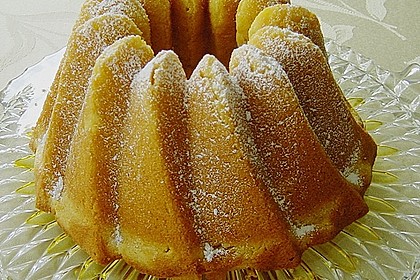 Ger&uuml;hrter Gugelhupf 1