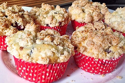 Kirsch - Muffins mit Kokosstreusel 5