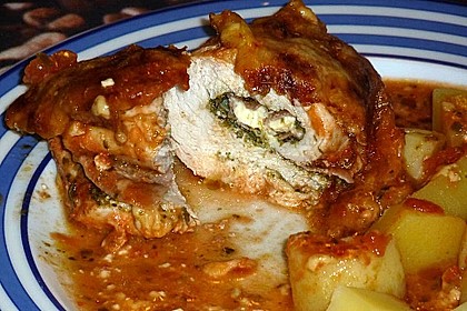Gef&uuml;llte H&auml;hnchenr&ouml;llchen mit Pesto, Feta und Schinken  &agrave; la Toscana 4
