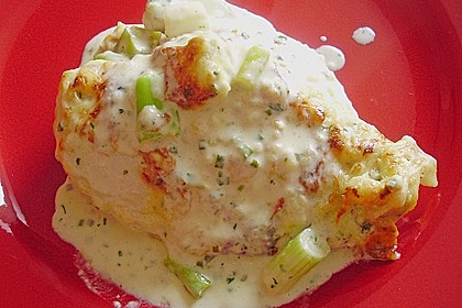Zarte Hähnchenbrust auf dem Lauchbett in fruchtiger Ananas - Currysoße 2